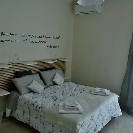 Oda ve Kahvaltı Piazza Carmine 4*