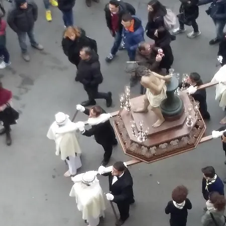 Oda ve Kahvaltı Piazza Carmine Taranto