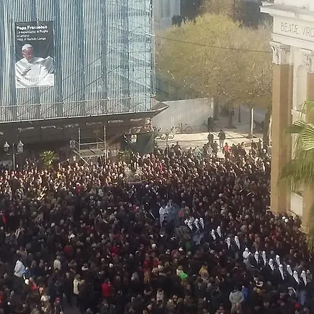 Piazza Carmine Oda ve Kahvaltı 4*