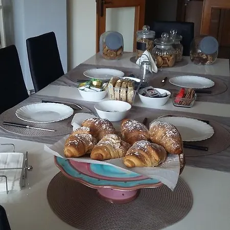 Piazza Carmine Oda ve Kahvaltı 4*