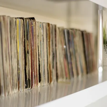 Piazza Carmine Ταράντο