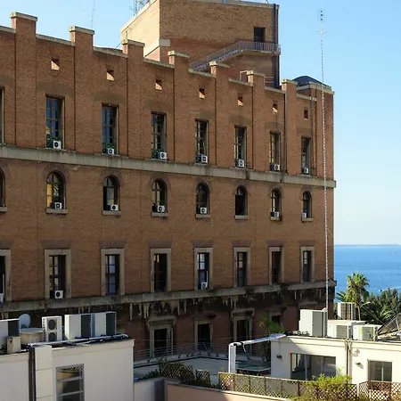 Bed and Breakfast Piazza Carmine 4*